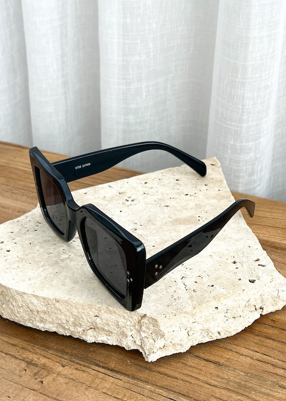 Aubrey Sunglasses - Black - Product Image