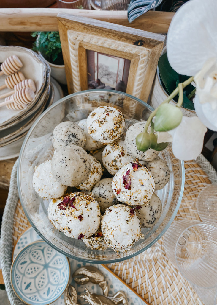 Handmade Soap Ball - Lemon Myrtle + Poppy Seed - Product Image