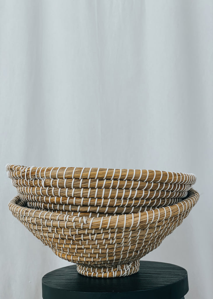 Othen Round Grass Bowl - Product Image