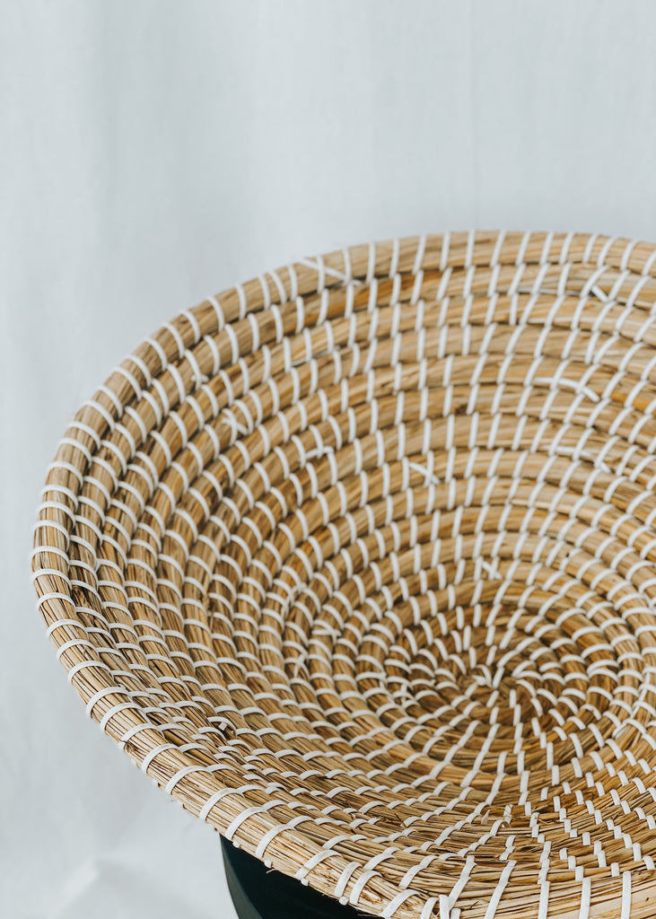 Othen Round Grass Bowl - Product Image