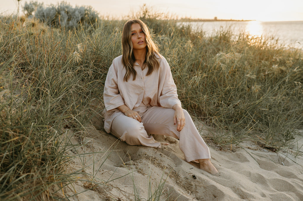 Athena Linen Pants in Dust Storm - Product Image